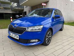 Blau Gebraucht 2020 Skoda Fabia Kleinwagen | 10.500 € (Guter Preis)