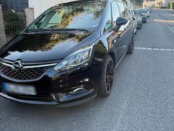Schwarz Gebraucht 2018 Opel Zafira Tourer Van / Kleinbus | 11.700 € (Fairer Preis)