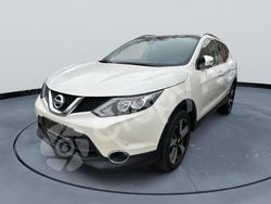 Weiß Gebraucht 2016 Nissan Qashqai N-Connecta SUV | 14.950 € (Etwas zu teuer)
