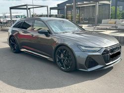 Grau Gebraucht 2023 Audi RS6 Performance Limousine | 99.900 € (Guter Preis)