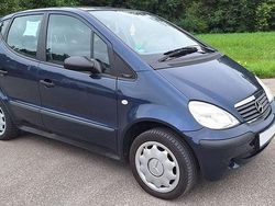 Blau Gebraucht 2002 Mercedes A140 Limousine | 2.300 € (Teuer)