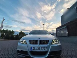 Silber Gebraucht 2007 BMW 325 M Sport Limousine | 10.000 €