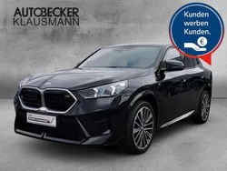 Schwarz Gebraucht 2024 BMW X2 Luxury Line SUV | 56.297 €
