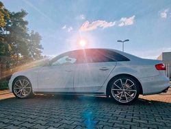 Weiß Gebraucht 2016 Audi A4 S-Line Limousine | 18.500 € (Guter Preis)