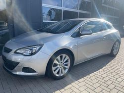 Silber Gebraucht 2012 Opel Astra GTC Innovation Coupé | 4.490 € (Fairer Preis)