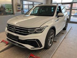 Pure white Gebraucht 2022 VW Tiguan IQ Drive SUV | 33.890 € (Etwas zu teuer)