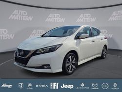 Weiß Gebraucht 2021 Nissan Leaf Acenta Kleinwagen | 16.590 € (Etwas zu teuer)