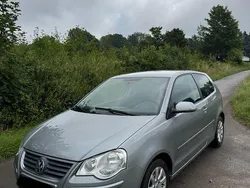 Grau Gebraucht 2005 VW Polo Kleinwagen | 1.850 € (Guter Preis)