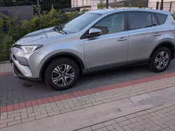 Silber Gebraucht 2017 Toyota RAV4 Edition-S SUV | 22.000 € (Fairer Preis)