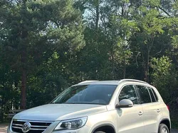 Silber Gebraucht 2010 VW Tiguan Team SUV | 10.900 € (Fairer Preis)