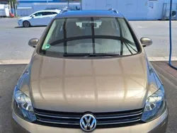 Braun Gebraucht 2009 VW Golf Plus Cross Comfortline Van / Kleinbus | 8.650 € (Etwas zu teuer)
