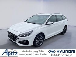 Weiß Gebraucht 2023 Hyundai i30 Trend Kombi | 16.990 € (Fairer Preis)