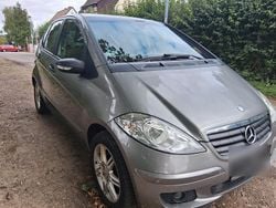 Gold Gebraucht 2007 Mercedes A180 Limousine | 850 € (Fairer Preis)