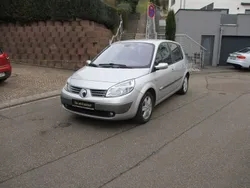 Grau Gebraucht 2005 Renault Scénic II Dynamique Van / Kleinbus | 1.690 € (Fairer Preis)