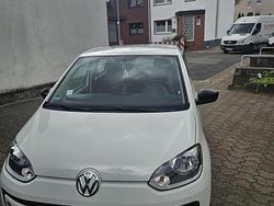 Weiß Gebraucht 2015 VW up! Edition Kleinwagen | 7.300 € (Etwas zu teuer)