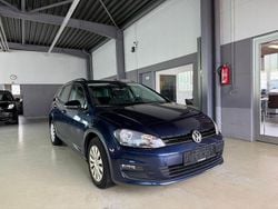 Blau Gebraucht 2014 VW Golf VII Trendline Kombi | 6.900 € (Guter Preis)