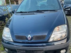 Gebraucht 2001 Renault Scénic Van / Kleinbus | 450 €