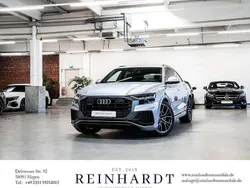 Florettsilber metallic Gebraucht 2021 Audi Q8 S-Line SUV | 52.145 €