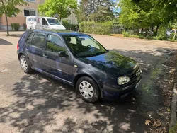 Blau Gebraucht 1999 VW Golf IV Basis Limousine | 600 € (Guter Preis)