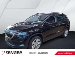 Black magic perleffekt Gebraucht 2024 Skoda Karoq Selection SUV | 31.990 € (Fairer Preis)