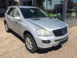 Silber Gebraucht 2007 Mercedes ML320 SUV | 5.500 € (Superpreis)