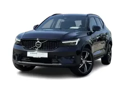 Onyx black / Gebraucht 2024 Volvo XC40 Plus SUV | 35.800 € (Fairer Preis)