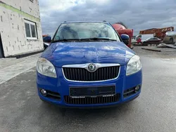 Blau Gebraucht 2009 Skoda Fabia Ambiente Kombi | 1.795 € (Guter Preis)