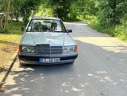 Silber Gebraucht 1991 Mercedes 190 Limousine | 6.750 €