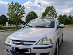 Silber Gebraucht 2004 Opel Corsa Kleinwagen | 1.200 € (Fairer Preis)