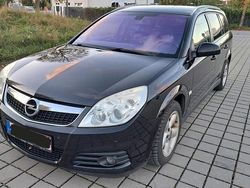 Schwarz Gebraucht 2008 Opel Vectra Kombi | 1.400 € (Fairer Preis)