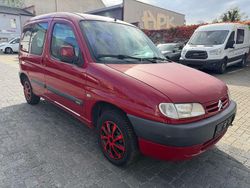 Rot Gebraucht 2002 Citroën Berlingo Van / Kleinbus | 290 € (Superpreis)