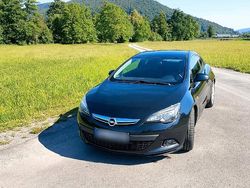 Schwarz Gebraucht 2012 Opel Astra GTC Coupé | 5.800 € (Etwas zu teuer)