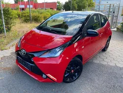 Rot Gebraucht 2018 Toyota Aygo Kleinwagen | 8.990 € (Fairer Preis)