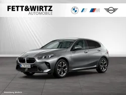 Grau Gebraucht 2024 BMW 120 M Sport Kleinwagen | 32.500 €