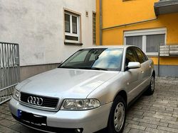 Grau Gebraucht 1999 Audi A4 Limousine | 1.550 € (Guter Preis)