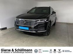 Schwarz Gebraucht 2022 VW Touareg Elegance SUV | 52.950 € (Etwas zu teuer)