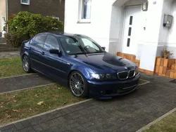 Blau metallic Gebraucht 2004 BMW 320 M Sport Limousine | 3.990 €