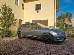 Grau Gebraucht 2015 Seat Leon ST FR Kombi | 10.999 € (Etwas zu teuer)