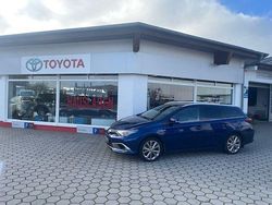 Blau Gebraucht 2017 Toyota Auris Touring Sports Executive Kombi | 14.500 € (Fairer Preis)