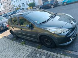 Grau Gebraucht 2008 Peugeot 207 Outdoor Outdoor Kombi | 600 €