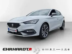Weiß Neu 2025 Seat Leon FR Limousine | 35.790 € (Teuer)