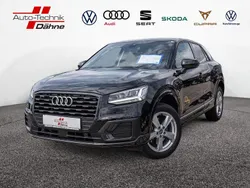 Schwarz / brillantschwarz Gebraucht 2017 Audi Q2 Sport SUV | 21.990 € (Etwas zu teuer)