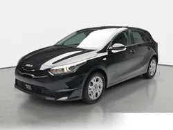 Metallic Gebraucht 2024 Kia Ceed Vision | 24.910 € (Fairer Preis)