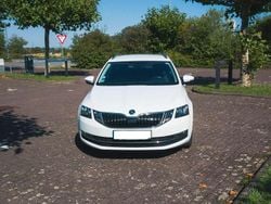 Weiß Gebraucht 2019 Skoda Octavia Style Kombi | 16.500 € (Fairer Preis)