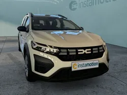 Weiß Gebraucht 2023 Dacia Jogger Expression Van / Kleinbus | 19.288 € (Fairer Preis)
