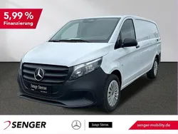 Weiß Gebraucht 2024 Mercedes Vito Van / Kleinbus | 34.213 € (Fairer Preis)