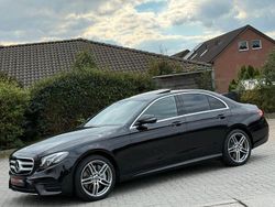 Schwarz Gebraucht 2017 Mercedes E300 AMG line Limousine | 31.990 € (Fairer Preis)