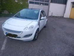 Weiß Gebraucht 2006 Smart ForFour Kleinwagen | 1.999 € (Fairer Preis)