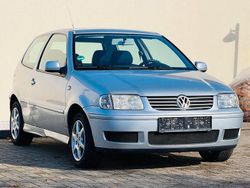 Grau Gebraucht 2001 VW Polo Edition Limousine | 1.999 € (Fairer Preis)