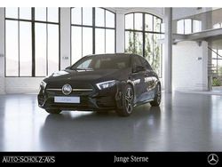 Schwarz Gebraucht 2021 Mercedes A180 AMG Limousine | 25.937 € (Fairer Preis)